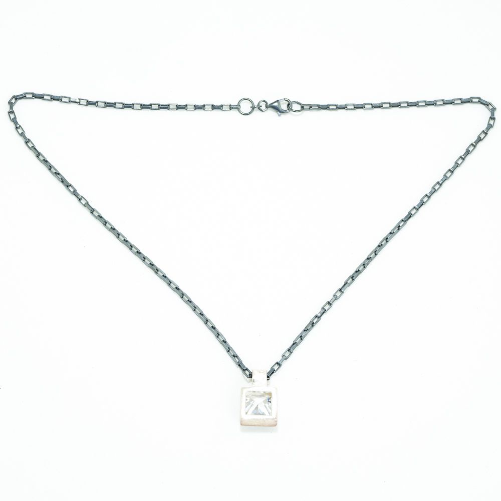 DEMARIA Gray Silver Necklace
